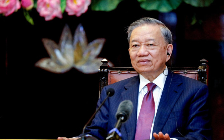 El líder vietnamita To Lam asiste a una conferencia de prensa en el Palacio Presidencial en Hanoi, Vietnam, el 20 de junio de 2024. (Minh Hoang/pool vía Reuters)
