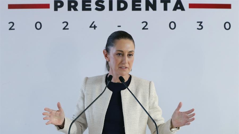 La presidenta electa de México, Claudia Sheinbaum, habla durante una rueda de prensa en Ciudad de México (México). Archivo. EFE/Mario Guzmán
