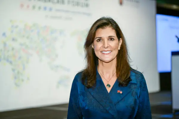 Nikki Haley, exembajadora de Estados Unidos ante las Naciones Unidas, asiste al Foro Ketagalan en Taipéi, Taiwán, el 21 de agosto de 2024. Sung Pi-lung/The Epoch Times