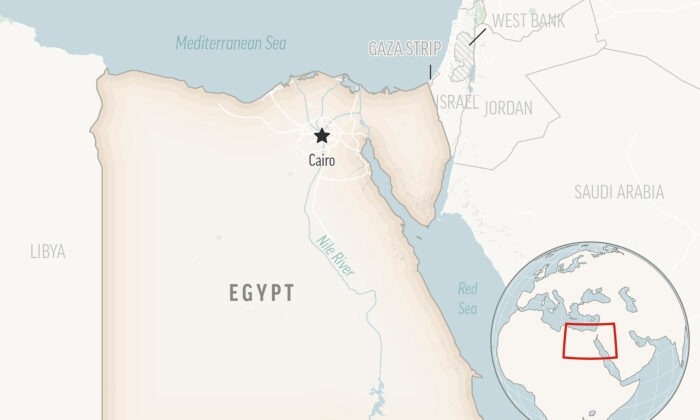 tren-choca-contra-autos-causando-dos-muertes-egipto1.jpg