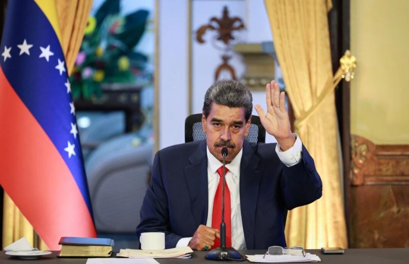 Nicolás Maduro habla durante una rueda de prensa en el palacio presidencial de Miraflores en Caracas, Venezuela, el 2 de agosto de 2024. (Jesus Vargas/Getty Images)