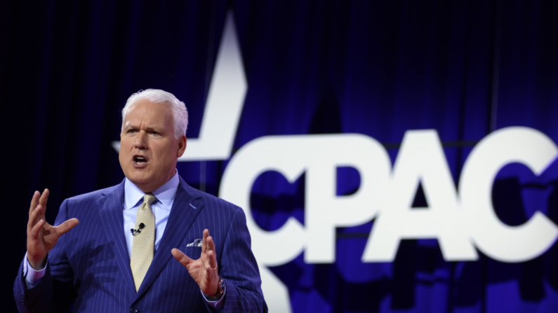 Imagen de archivo: El presidente de la Conferencia de Acción Política Conservadora (CPAC), Matt Schlapp, habla durante la conferencia anual en el Gaylord National Resort & Convention Center el 2 de marzo de 2023 en National Harbor, Maryland.  (Alex Wong/Getty Images)