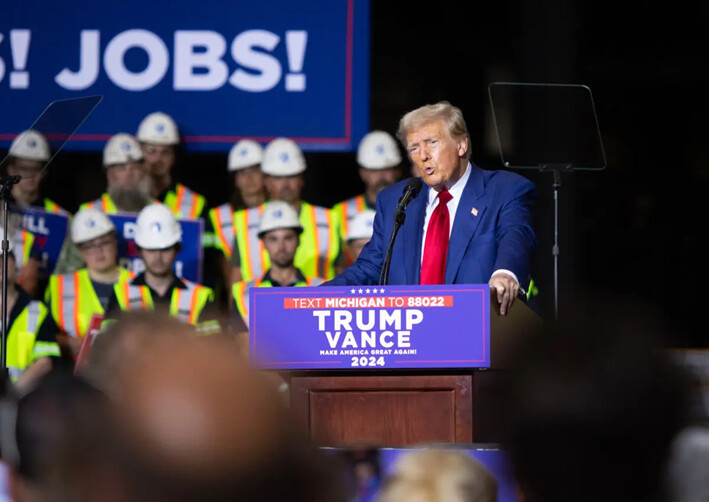 El expresidente y candidato presidencial para 2024 Donald Trump habla en Potterville, Michigan, el 29 de agosto de 2024. (John Fredricks/The Epoch Times)