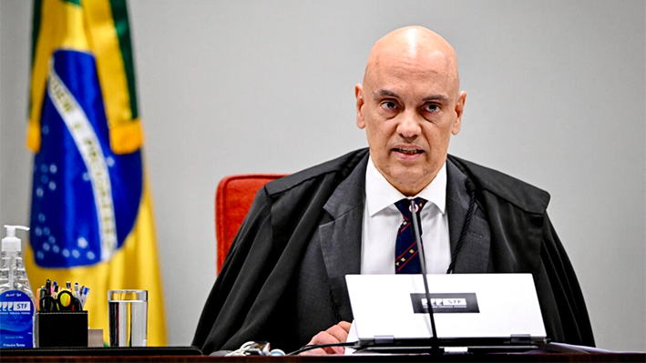 El juez del Supremo Tribunal Alexandre de Moraes habla durante una sesión en Brasilia, Brasil, el 18 de junio de 2024. (Evaristo Sa/AFP vía Getty Images)
