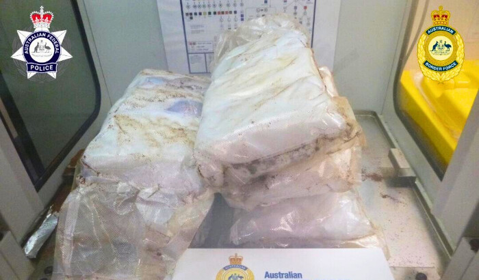 Una mujer canadiense podría enfrentar una pena máxima de cadena perpetua después de que supuestamente se encontraran 14.4 kilogramos de metanfetamina en su equipaje en Australia el 28 de julio de 2024. (Foto de la Fuerza Fronteriza Australiana)