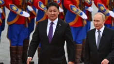 Mongolia ignora presiones internacionales y acoge a Putin con los brazos abiertos