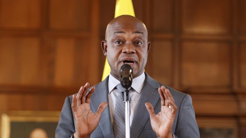 Fotografía de archivo del canciller colombiano, Luis Gilberto Murillo, durante una rueda de prensa en Bogotá (Colombia). EFE/ Mauricio Dueñas Castañeda
