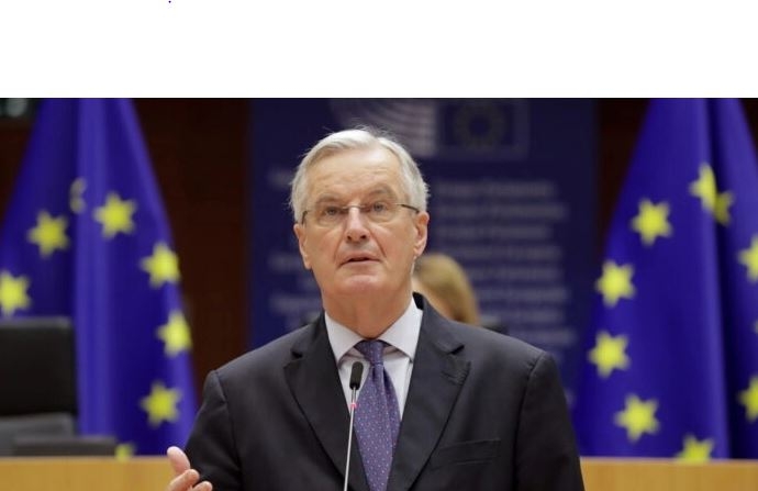 El negociador jefe de la UE para el Brexit, Michel Barnier, se dirige al Parlamento Europeo en Bruselas, Bélgica, el 18 de diciembre de 2020. (Olivier Hoslet/Pool vía Reuters)