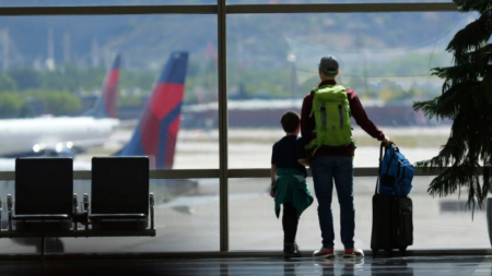 Gobierno federal investiga programas de recompensa a viajeros frecuentes de 4 grandes aerolíneas