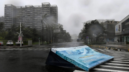 Tifón Yagi deja al menos 2 muertos y 92 heridos en Hainan, China