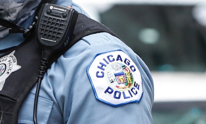 Un policía de Chicago en una foto de archivo. (Kamil Krzaczynski/AFP vía Getty Images)