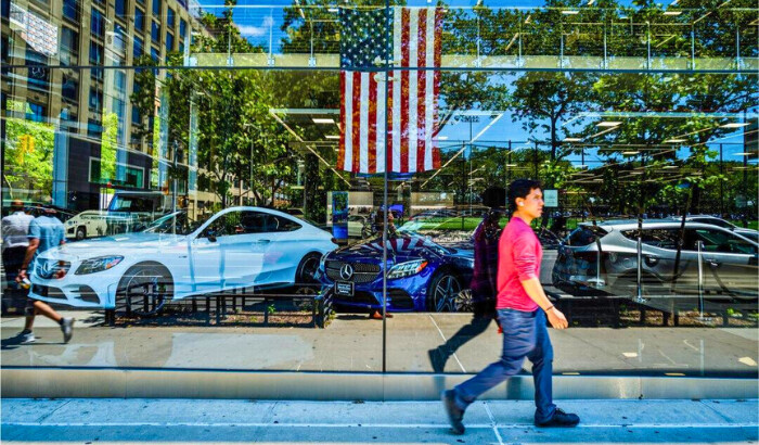 Vehículos a la venta en un concesionario Toyota en Houston el 4 de enero de 2022. (Brandon Bell/Getty Images)