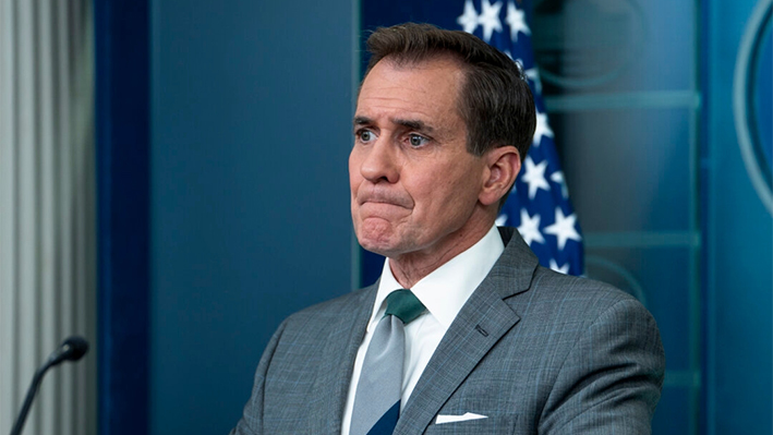 El soordinador de Comunicaciones Estratégicas del Consejo de Seguridad Nacional, John Kirby, se dirige a los medios de comunicación durante una rueda de prensa en la Casa Blanca, Washington, el 15 de abril de 2024. (Madalina Vasiliu/The Epoch Times)
