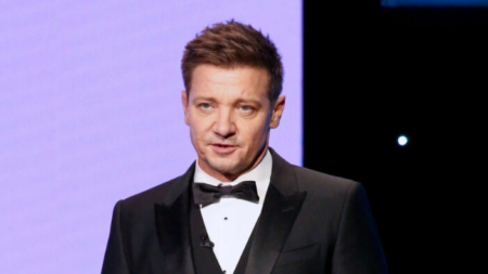 Jeremy Renner evacua su casa en Reno tras el incendio Davis: «Recen para que todos estén a salvo»