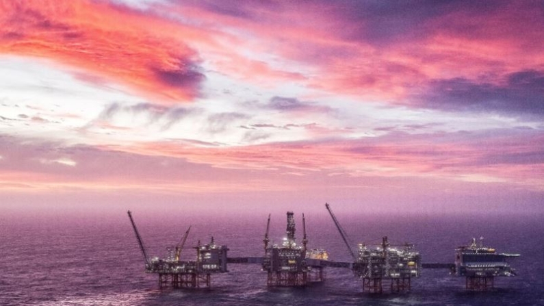 Vista del yacimiento petrolífero Johan Sverdrup en el Mar del Norte, frente a Noruega, el 7 de enero de 2020. (Carina Johansen/NTB Scanpix/vía Reuters)