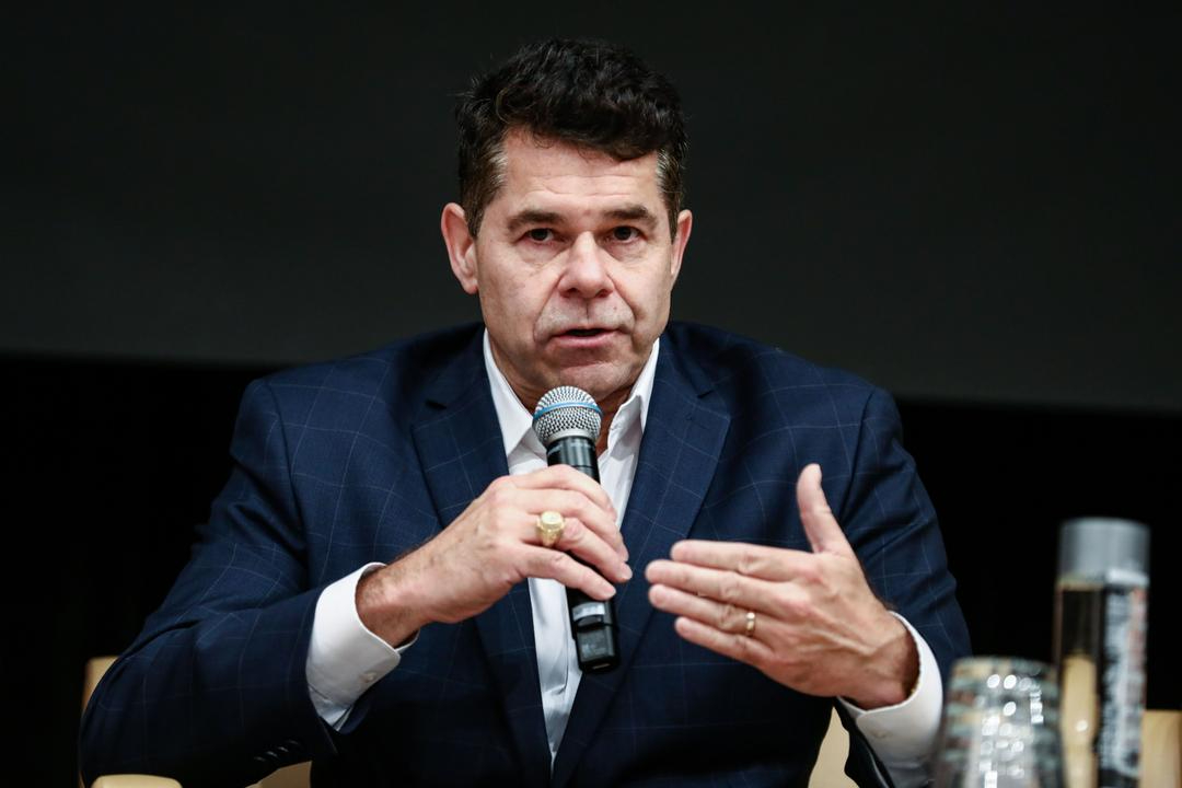 Casey Fleming, CEO de BlackOps Partners Corporation, habla en la conferencia Borderless Cyber en Washington el 4 de octubre de 2018. (Samira Bouaou/The Epoch Times)