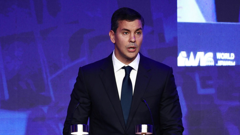 El presidente de Paraguay, Santiago Peña, habla durante el Congreso Judío Mundial (WJC) en conmemoración del 30 aniversario del atentado a la AMIA en Buenos Aires (Argentina) el 17 de julio de 2024. (Tomás Cuesta/AFP vía Getty Images)