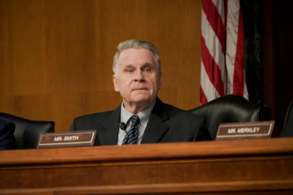 El representante Chris Smith (R-N.J.), presidente de la Comisión Ejecutiva del Congreso sobre China, habla en una audiencia del Congreso sobre estadounidenses detenidos en China, en Washington, el 18 de septiembre de 2024. (Chen Lei/The Epoch Times)