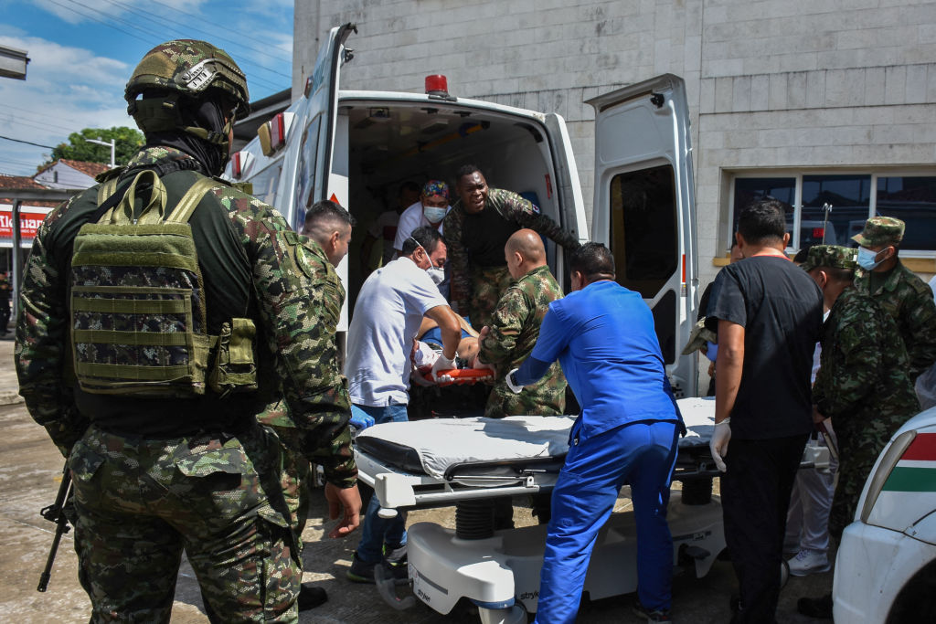 Muere un tercer soldado tras resultar herido en atentado del ELN en el este de Colombia