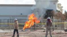 Incendio que ardió durante 4 días tras la explosión de un oleoducto en Texas finalmente se extingue