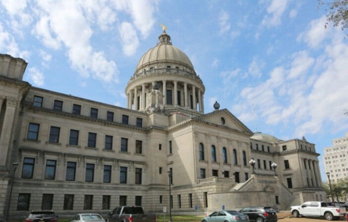 El edificio del Capitolio del Estado de Mississippi en Jackson, Mississippi, visto el 11 de marzo de 2022. (Peter Forest/Getty Images para MoveOn & Emmett Till Legacy Foundation). 