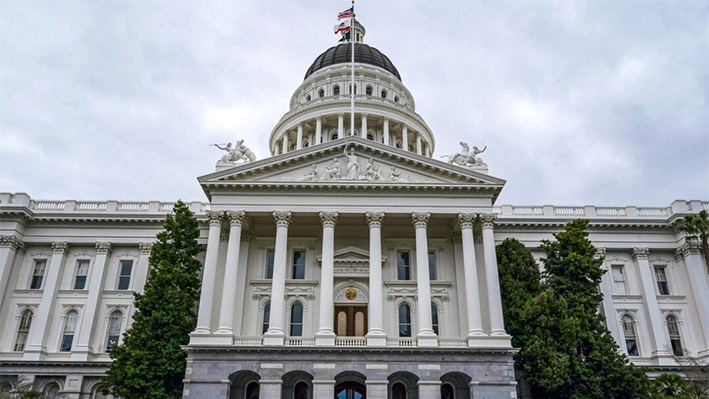 El edificio del Capitolio del Estado de California en Sacramento, California, el 11 de marzo de 2023. (John Fredricks/The Epoch Times)