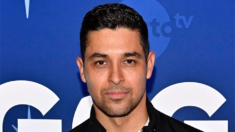 Wilmer Valderrama, de «El Show de los 70», relata sus visitas a soldados heridos en su nuevo libro