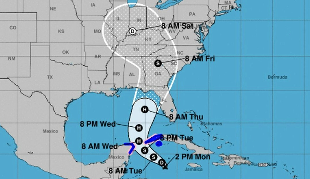 Florida declara emergencia ante amenaza de un posible huracán