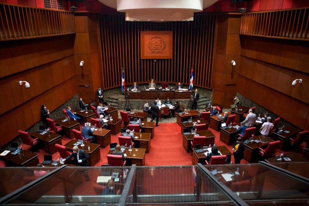 Senado de República Dominicana aprueba modificar la Constitución