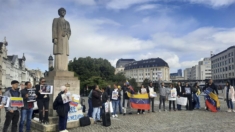 Venezolanos protestan en Bélgica para pedir reconocimiento de González como presidente