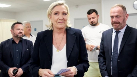 Comienza juicio contra Le Pen y otras 26 personas por malversación de fondos de la UE