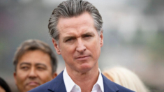 Newsom veta el controvertido proyecto de ley de inteligencia artificial de California