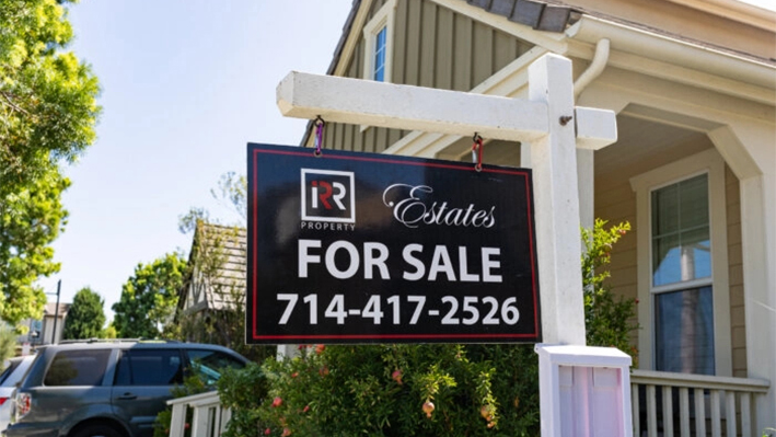 Casas esperan a los compradores en Irvine, California, el 21 de septiembre de 2020. (John Fredricks/The Epoch Times)