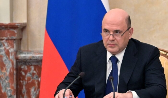 El primer ministro ruso Mikhail Mishustin preside una reunión sobre la mejora de la capacidad de recuperación económica de Rusia en medio de las sanciones, en Moscú, Rusia, el 11 de marzo de 2022. (Alexander Astafyev/Sputnik/Pool vía Reuters)
