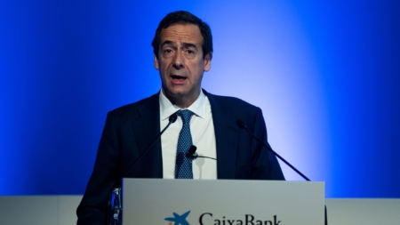 CaixaBank pide un «debate sereno» para terminar con el impuesto extraordinario a la banca