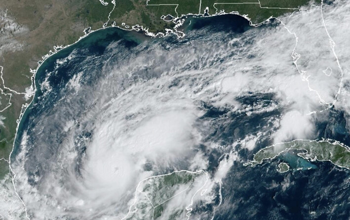 Imágenes satelitales del huracán Milton a medida que se acerca a la categoría 5 a las 11:06 a.m. ET del 7 de octubre de 2024. (NOAA/NESDIS/STAR -GOES East)