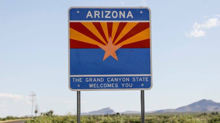 Cartel que da la bienvenida a Arizona el 7 de mayo de 2019. (Charlotte Cuthbertson/The Epoch Times)