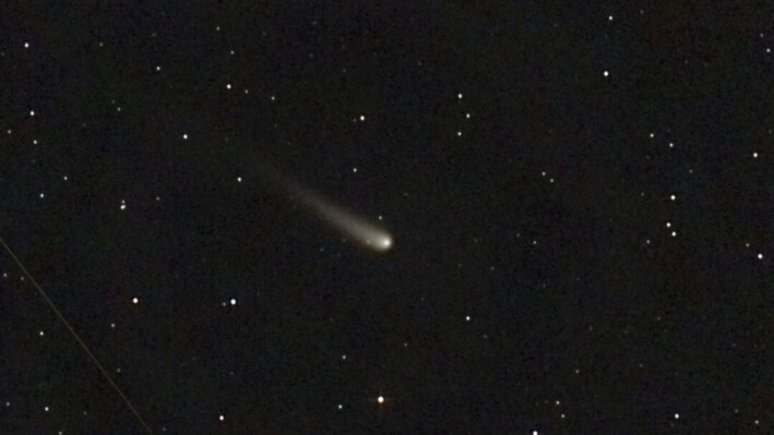 El cometa C/2023 A3 (ATLAS-Tsuchinshan) visto desde Eure-et-Loir, Francia, el 6 de junio de 2024. (Nicolas Biver vía AP)