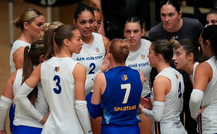 Jugadores de San Jose State en Fort Collins, Colorado, el 3 de octubre de 2024. (David Zalubowski/Foto AP)