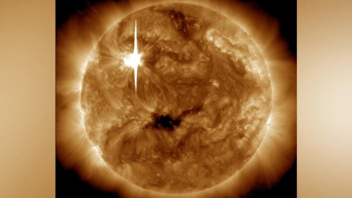 El sol emite una llamarada solar el 22 de febrero de 2024. (NASA/SDO/Handout vía Reuters)