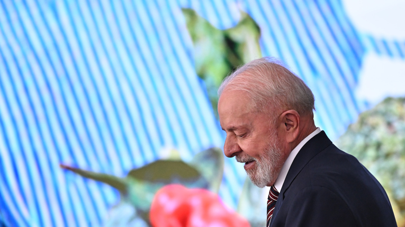 Archivo del presidente de Brasil, Luiz Inácio Lula da Silva, que participa en la ceremonia del Día Mundial de la Alimentación, el 16 de octubre de 2024, en el Palácio del Planalto, en Brasilia, Brasil. (EFE/ Andre Borges)