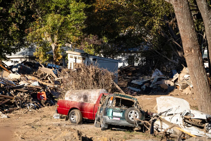 Área de Asheville antes de las declaraciones del candidato presidencial republicano y expresidente Donald J. Trump a la prensa en Swannanoa, Carolina del Norte, el 21 de octubre de 2024. (Madalina Vasiliu/The Epoch Times)