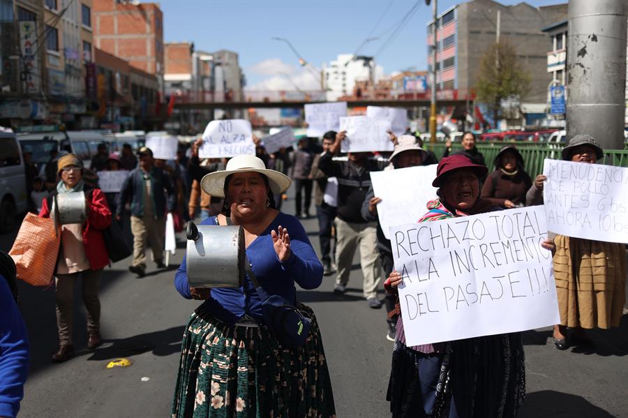 Cacerolazos y protestas en Bolivia por el incremento de los precios en los alimentos