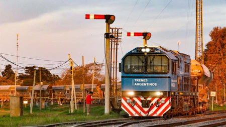 Argentina privatiza la empresa de ferrocarriles Belgrano Cargas