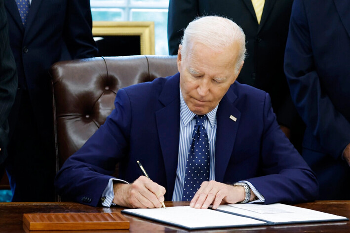 Biden publica el primer memorándum de seguridad nacional sobre IA