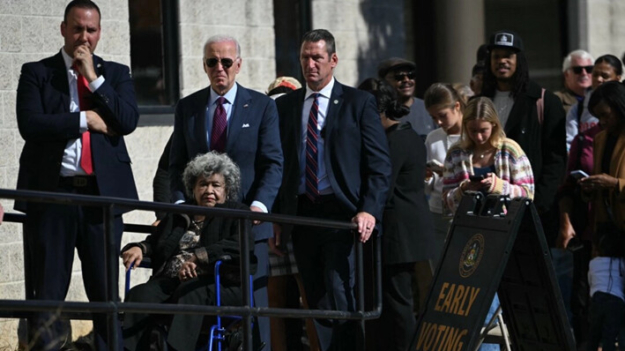 Biden emite su voto en Delaware: “Esto es dulce”