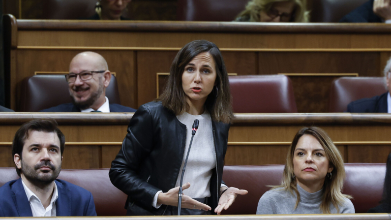 Imagen de archivo de la diputada de Podemos Ione Belarra durante una sesión de control al Gobierno en el Congreso. EFE/J.J. Guillén