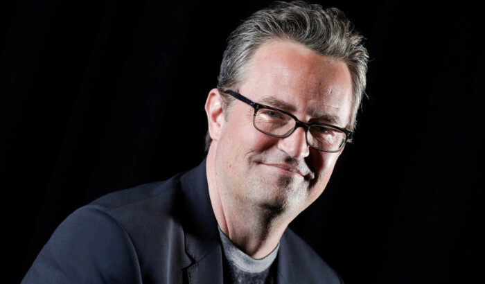 Matthew Perry posa para un retrato en Nueva York el 17 de febrero de 2015. (Brian Ach/Invision/AP)