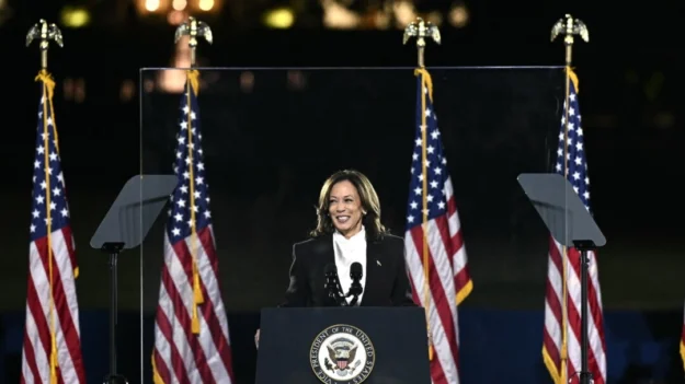 Harris brinda su discurso final en Washington