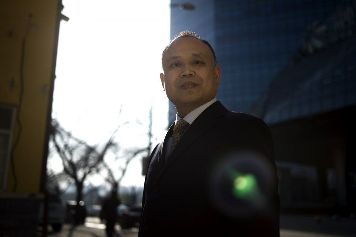 El abogado chino Yu Wensheng en Beijing, China, el 12 de enero de 2017. (Fred Dufour/AFP/Getty Images)